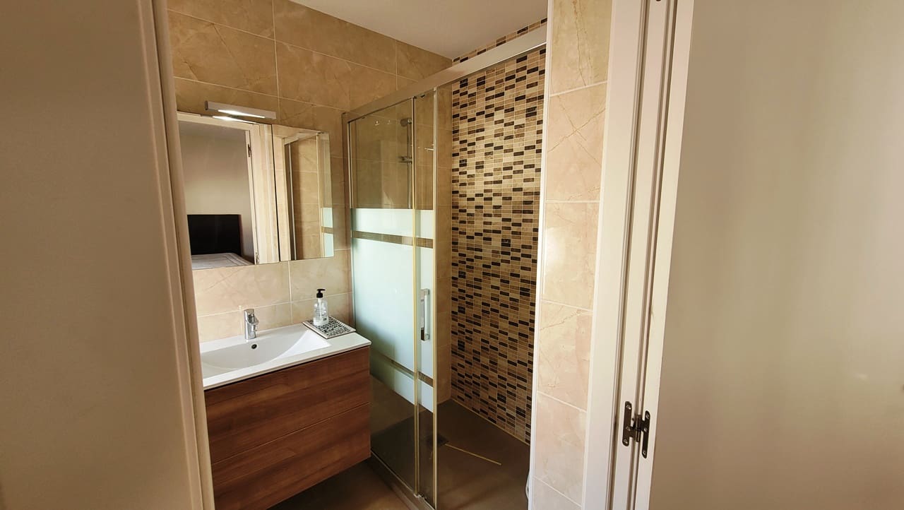 9 soveværelse Villa til salg i Albir med swimmingpool garage - € 750.000 (Ref: 9416212)