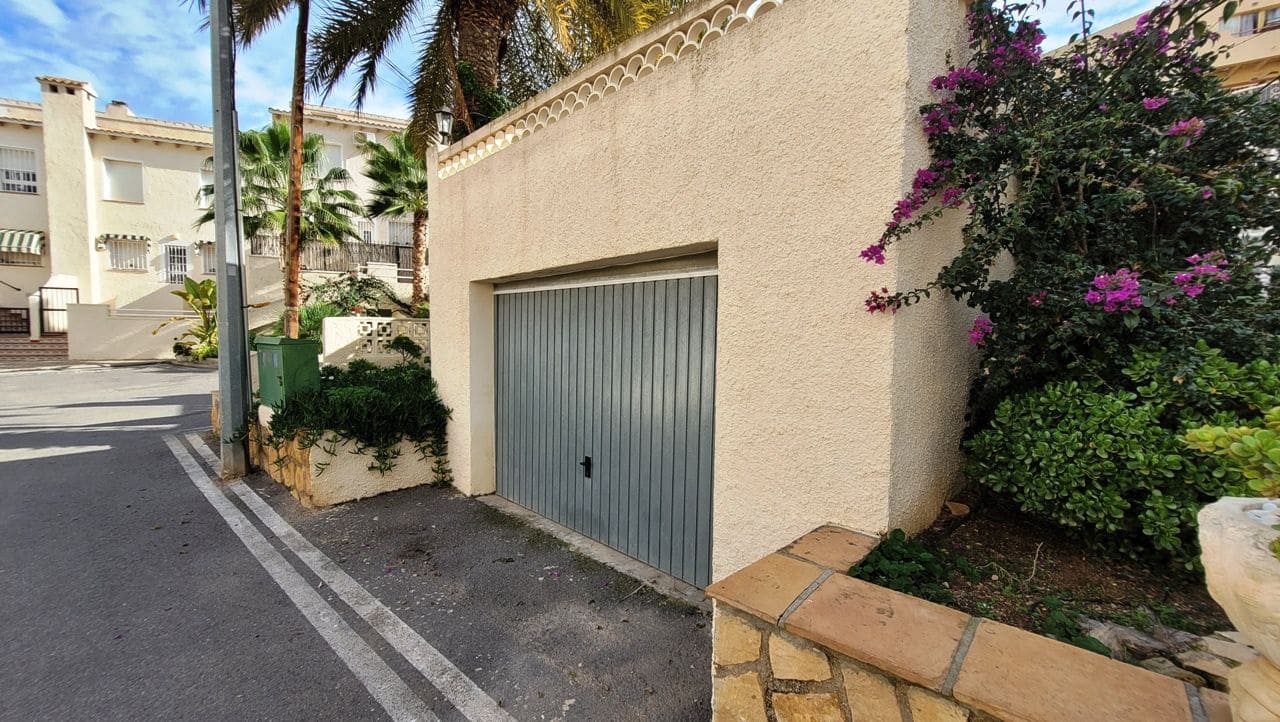 9 soveværelse Villa til salg i Albir med swimmingpool garage - € 750.000 (Ref: 9416212)