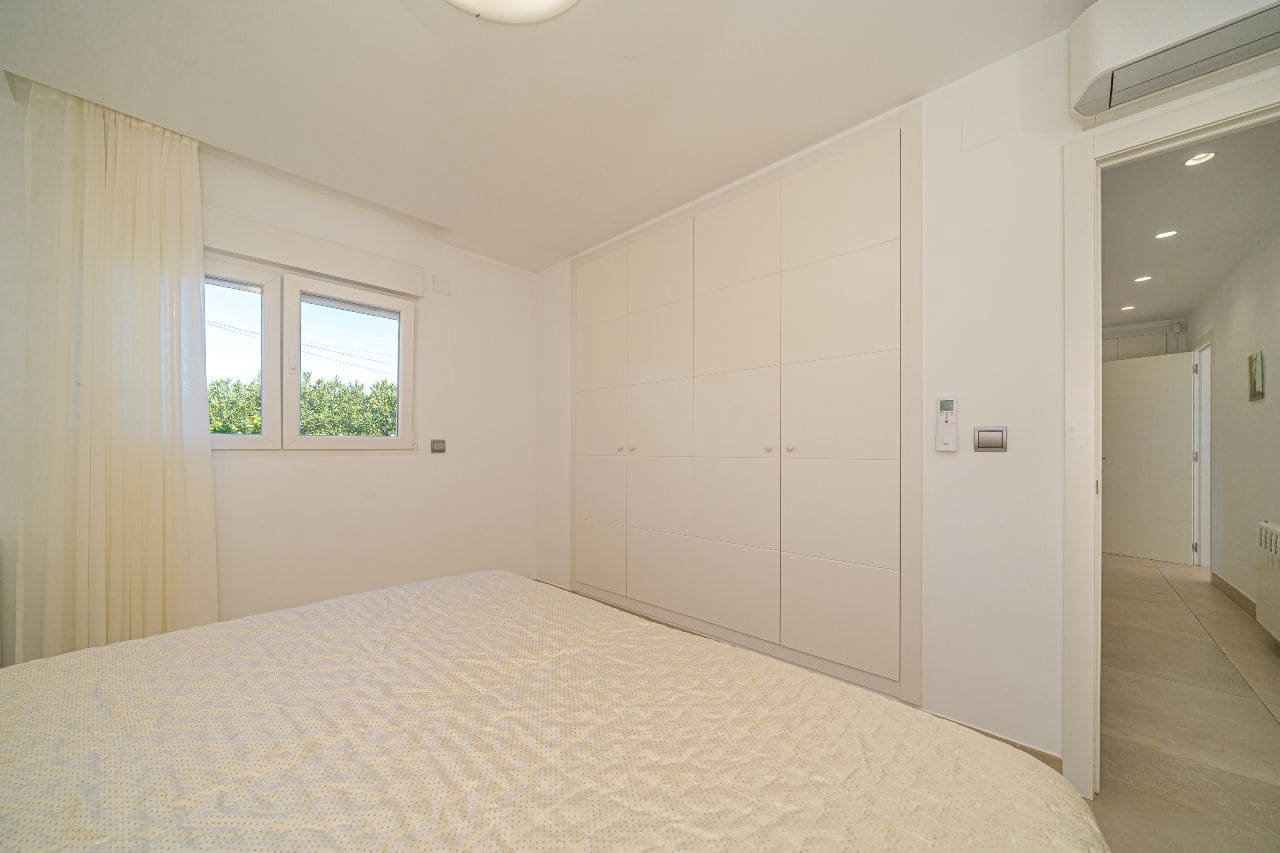 4 makuuhuone Huvila myytävänä paikassa Albir mukana uima-altaan 
autotalli - 975 000 € (Ref: 9416214)