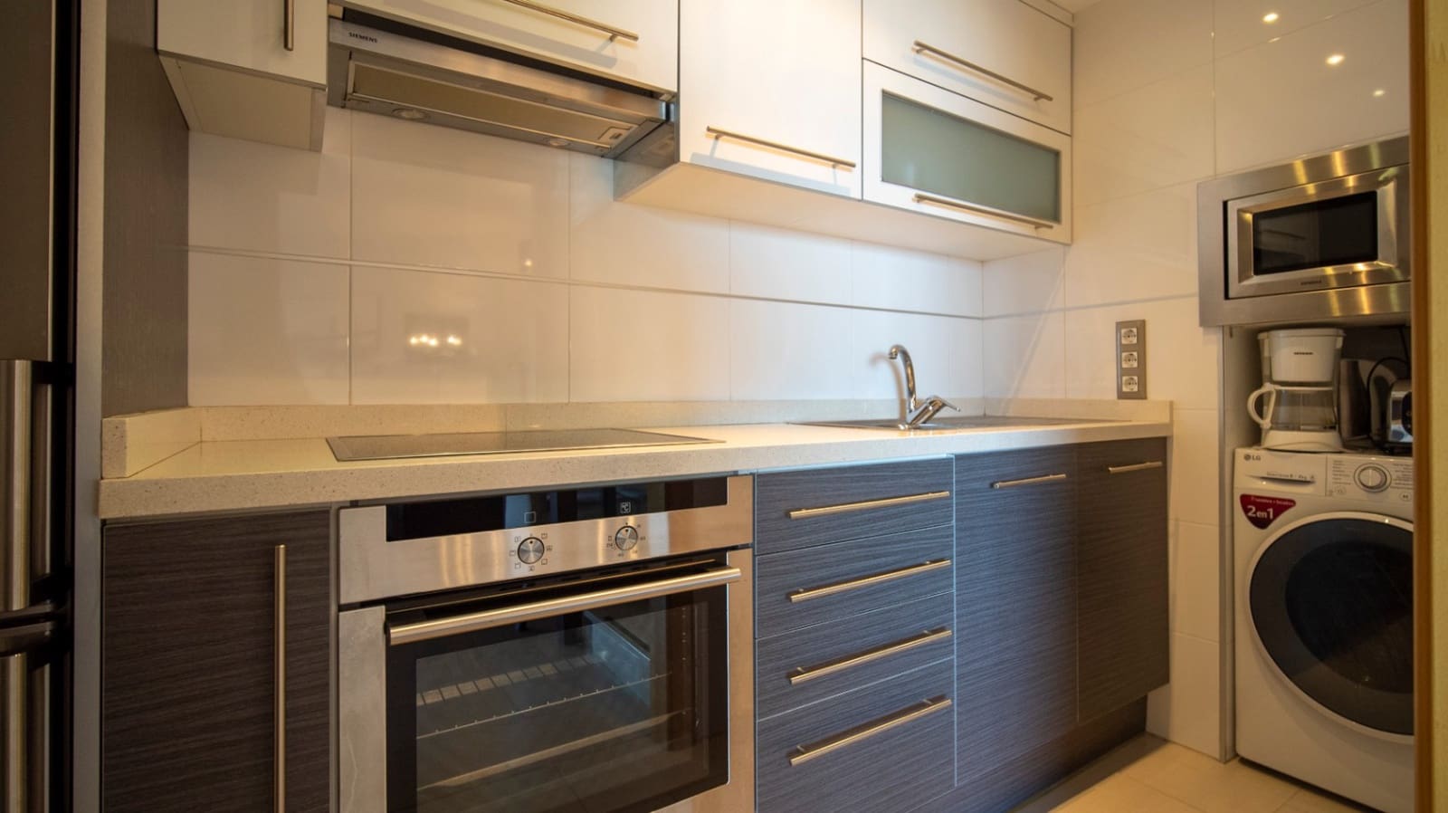 1 soverom Leilighet til salgs i Albir med svømmebasseng garasje - € 426 000 (Ref: 9416220)