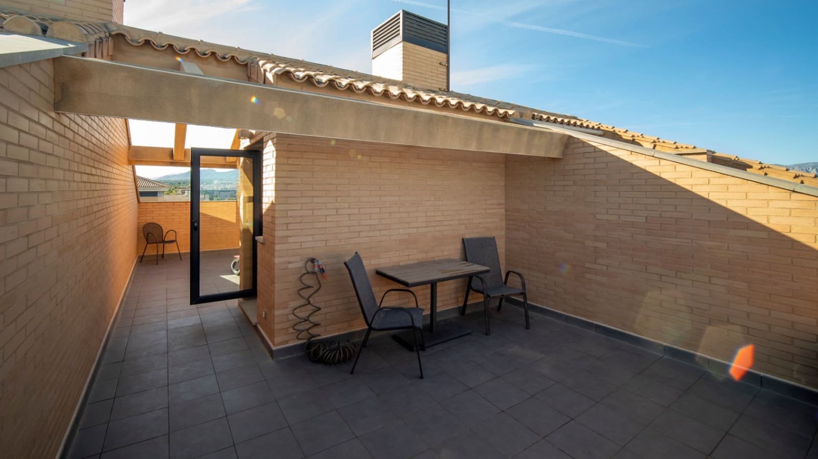 1 soverom Leilighet til salgs i Albir med svømmebasseng garasje - € 426 000 (Ref: 9416220)