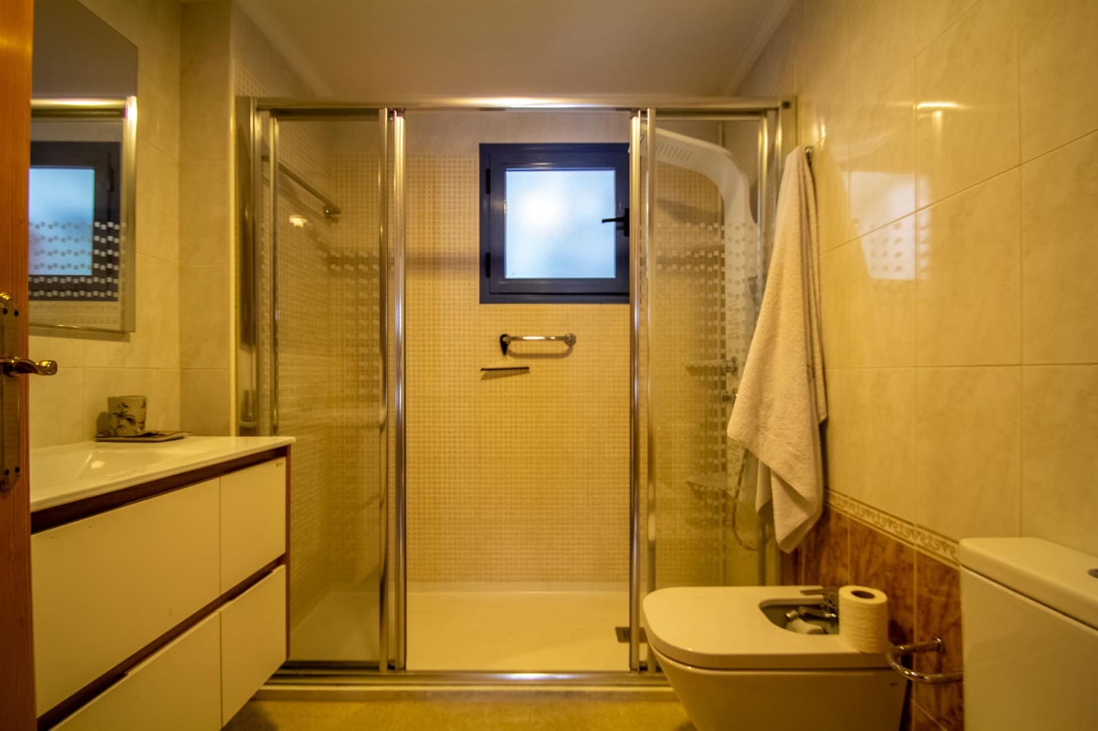 3 makuuhuone Huoneisto myytävänä paikassa Albir mukana uima-altaan 
autotalli - 360 000 € (Ref: 9416221)