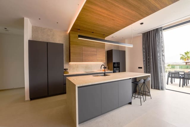 4 soveværelse Villa til salg i Albir, Alfaz del Pi / L'Alfàs del Pi med swimmingpool garage - € 3.950.000 (Ref: 9416223)