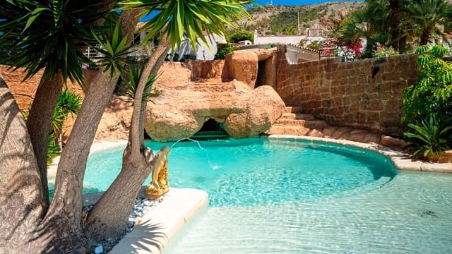 3 soverom Villa til salgs i Albir, Alfaz del Pi / L'Alfàs del Pi med svømmebasseng garasje - € 795 000 (Ref: 9416226)