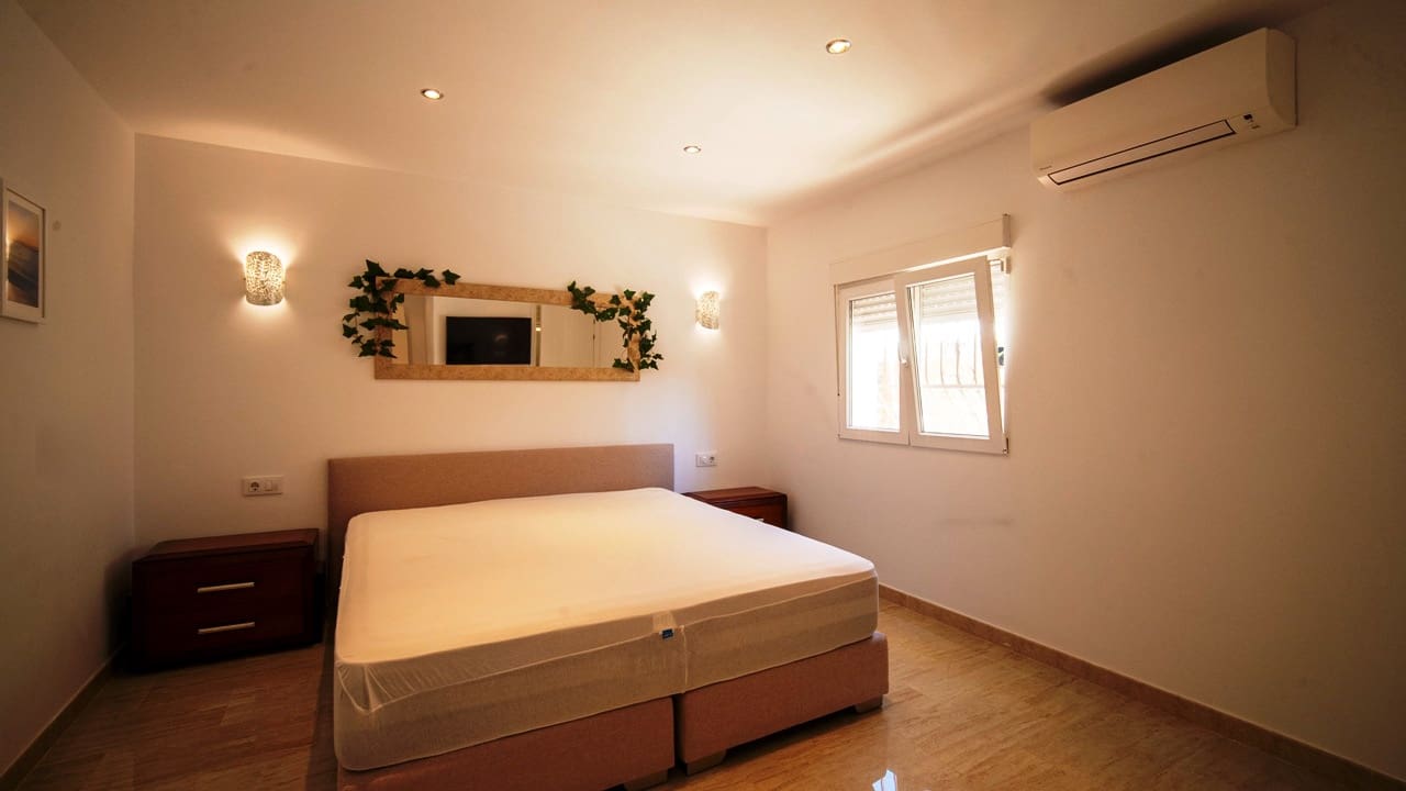 3 soveværelse Villa til salg i Albir med swimmingpool garage - € 795.000 (Ref: 9416226)