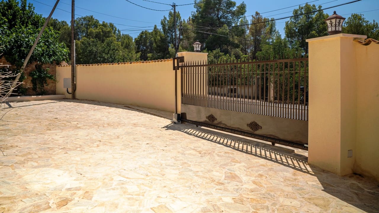 3 soveværelse Villa til salg i Albir med swimmingpool garage - € 795.000 (Ref: 9416226)