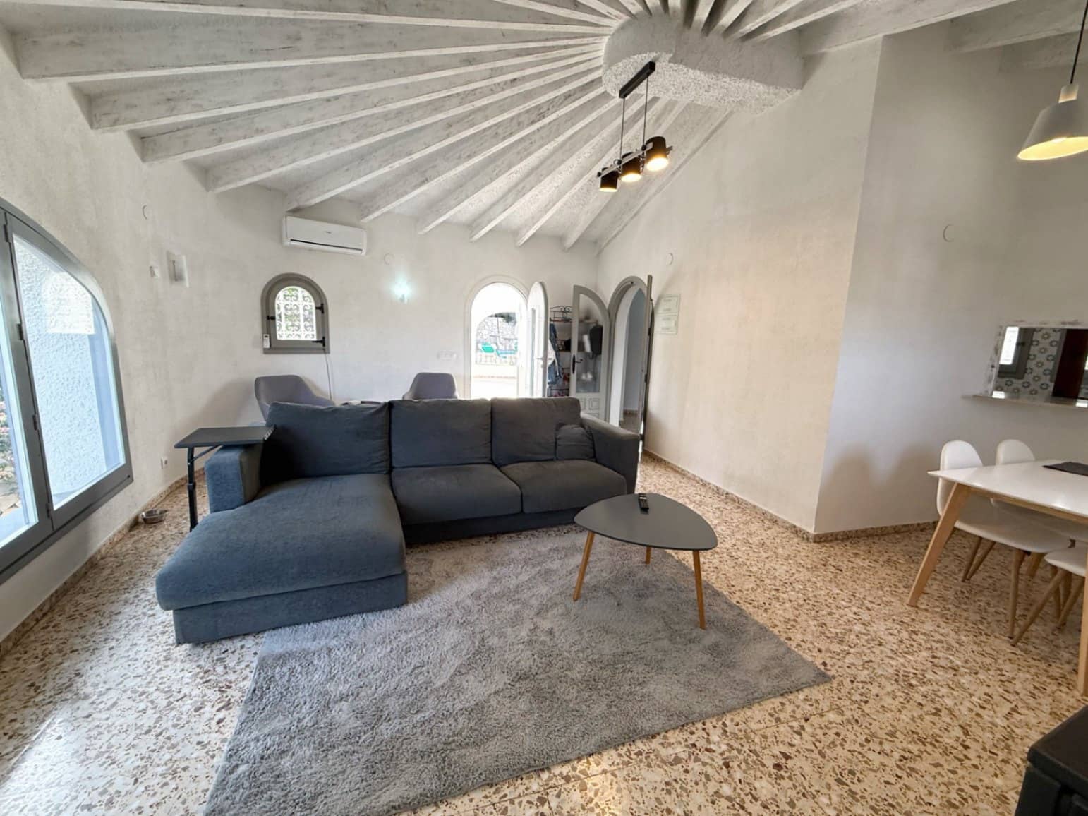 4 soverom Villa til salgs i Calpe / Calp med svømmebasseng garasje - € 590 000 (Ref: 9417912)