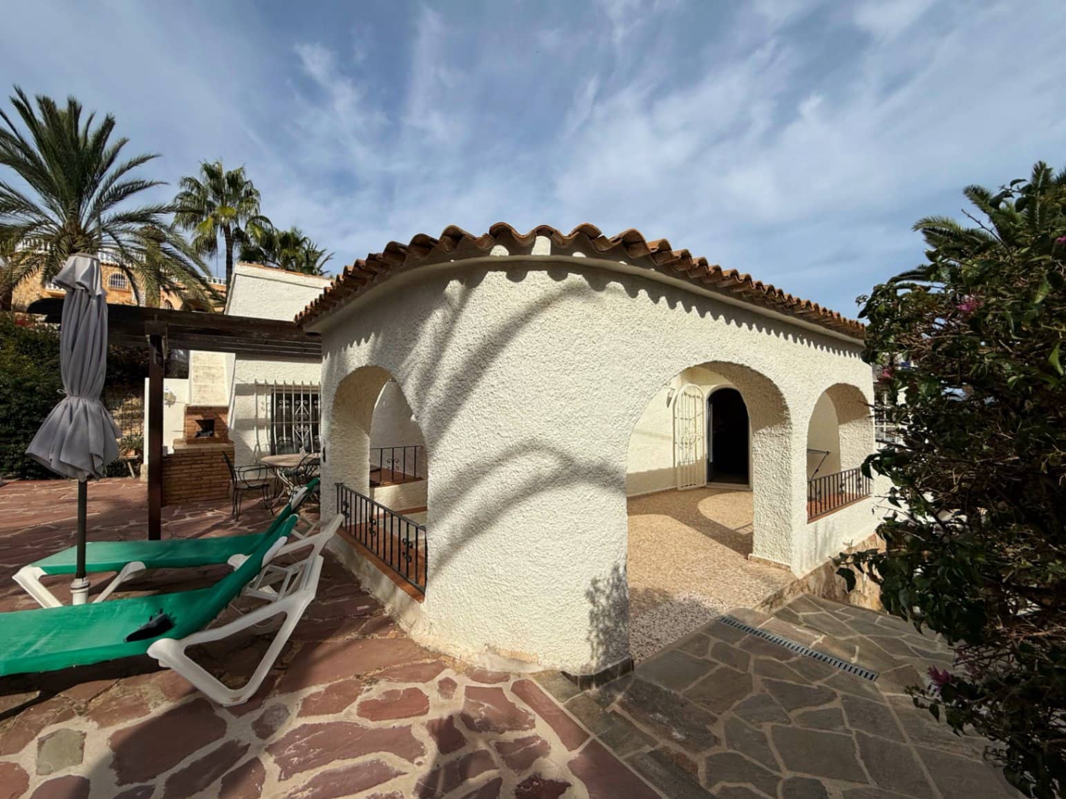 4 soverom Villa til salgs i Calpe / Calp med svømmebasseng garasje - € 590 000 (Ref: 9417912)