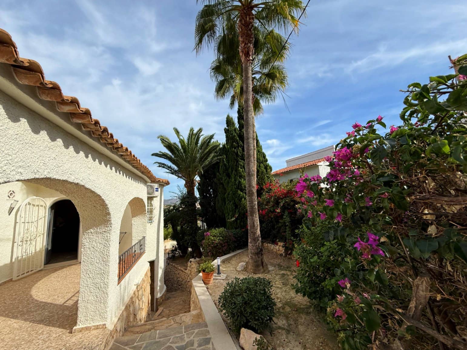 4 soverom Villa til salgs i Calpe / Calp med svømmebasseng garasje - € 590 000 (Ref: 9417912)