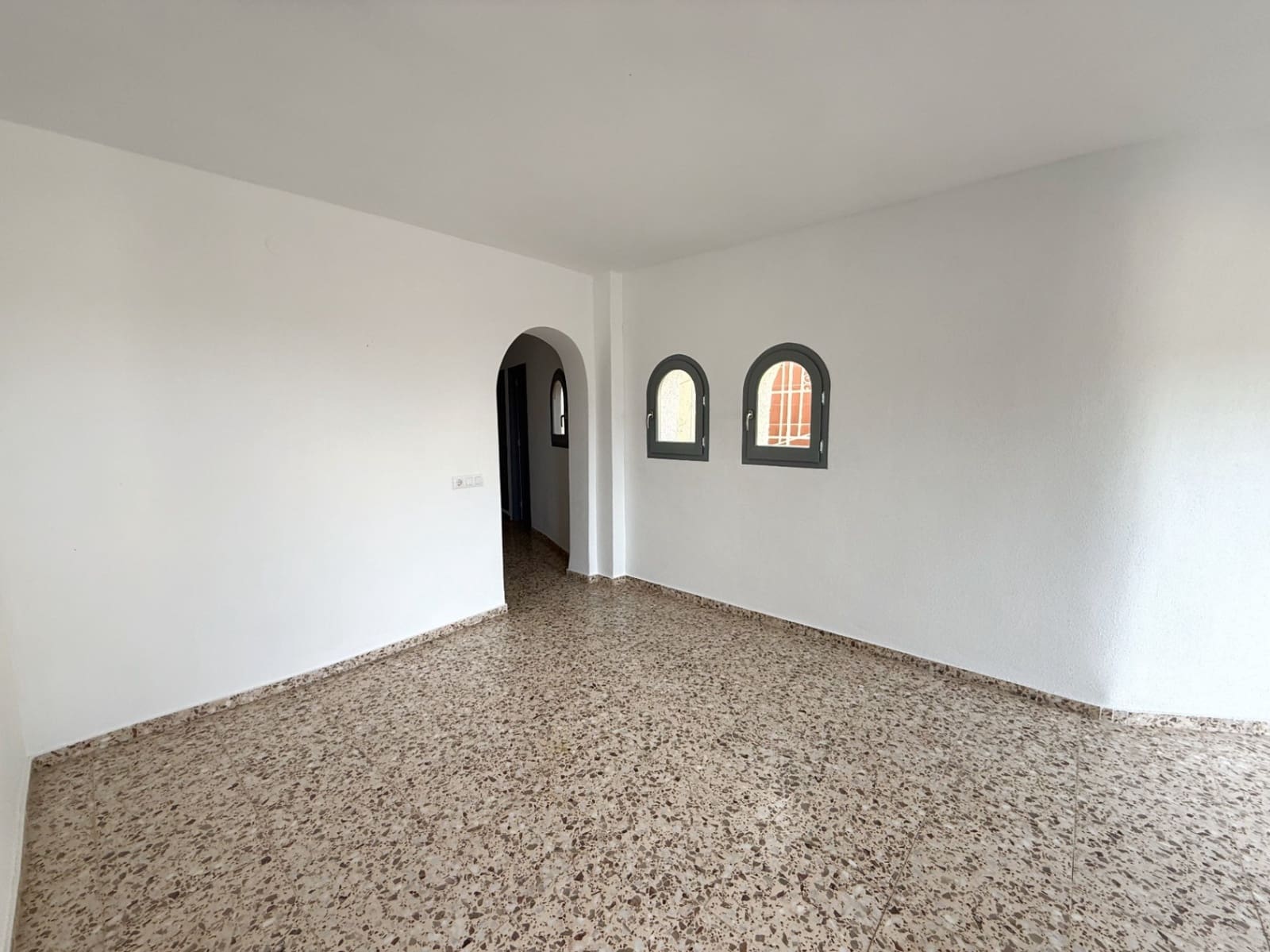 4 soverom Villa til salgs i Calpe / Calp med svømmebasseng garasje - € 590 000 (Ref: 9417912)