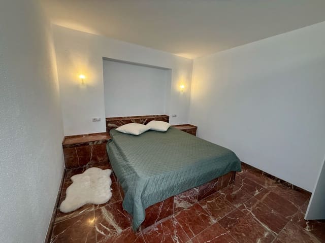 4 soverom Villa til salgs i Calpe / Calp med svømmebasseng garasje - € 590 000 (Ref: 9417912)