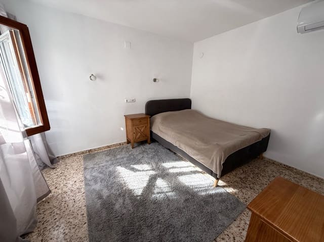 4 soverom Villa til salgs i Calpe / Calp med svømmebasseng garasje - € 590 000 (Ref: 9417912)