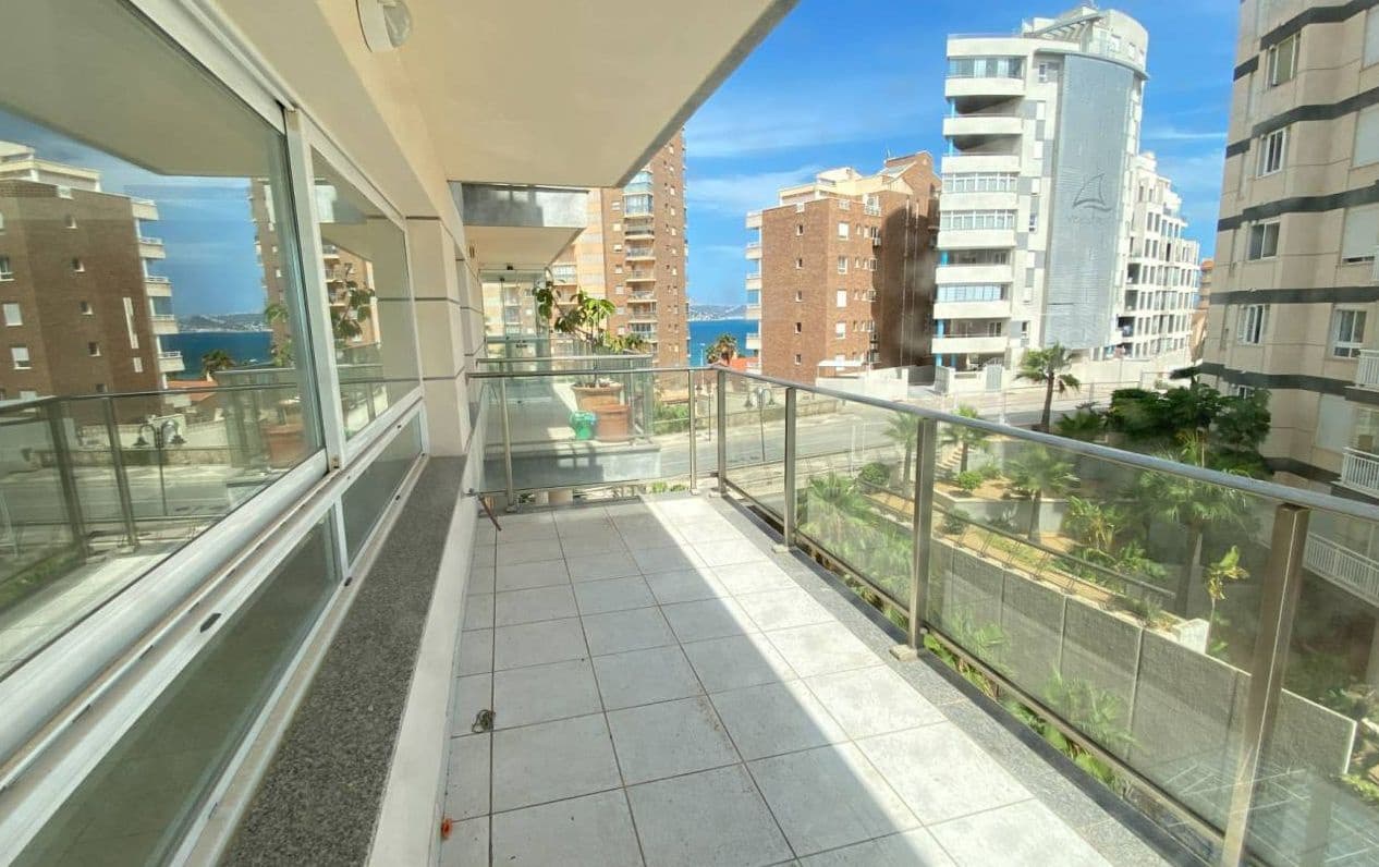 2 soverom Leilighet til salgs i Calpe / Calp med svømmebasseng garasje - € 740 000 (Ref: 9417919)