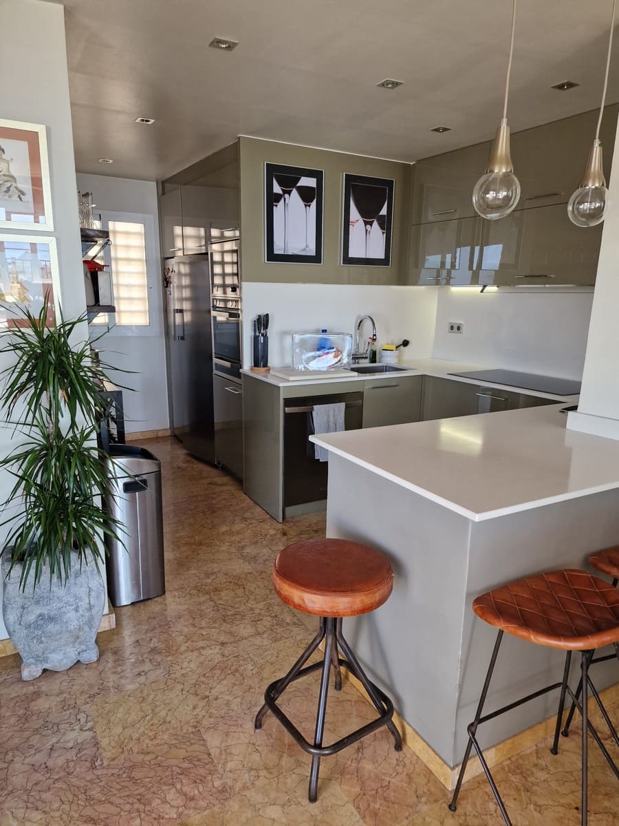 3 bedroom Apartment for sale in Altea with pool garage - € 459,000 (Ref: 9417920)