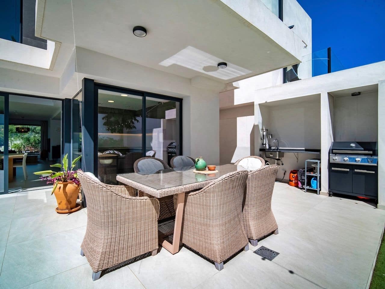 3 slaapkamer Halfvrijstaande villa te koop in Albir met zwembad garage - € 895.000 (Ref: 9417922)