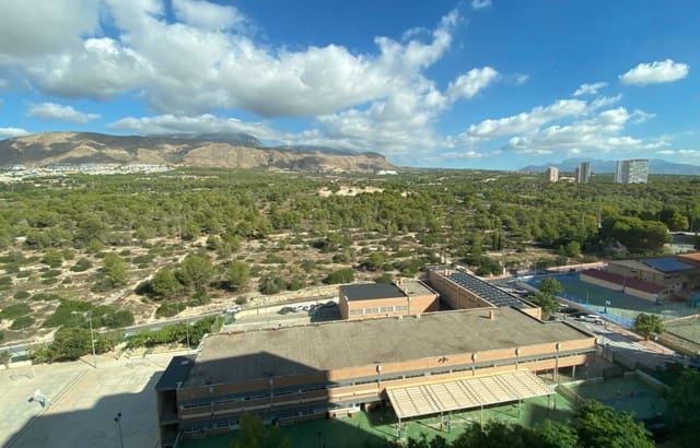 3 bedroom Apartment for sale in Benidorm with pool garage - € 350,000 (Ref: 9417925)