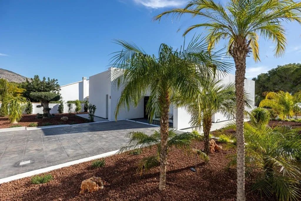 4 soverom Villa til salgs i Altea la Vella med svømmebasseng garasje - € 995 000 (Ref: 9417928)
