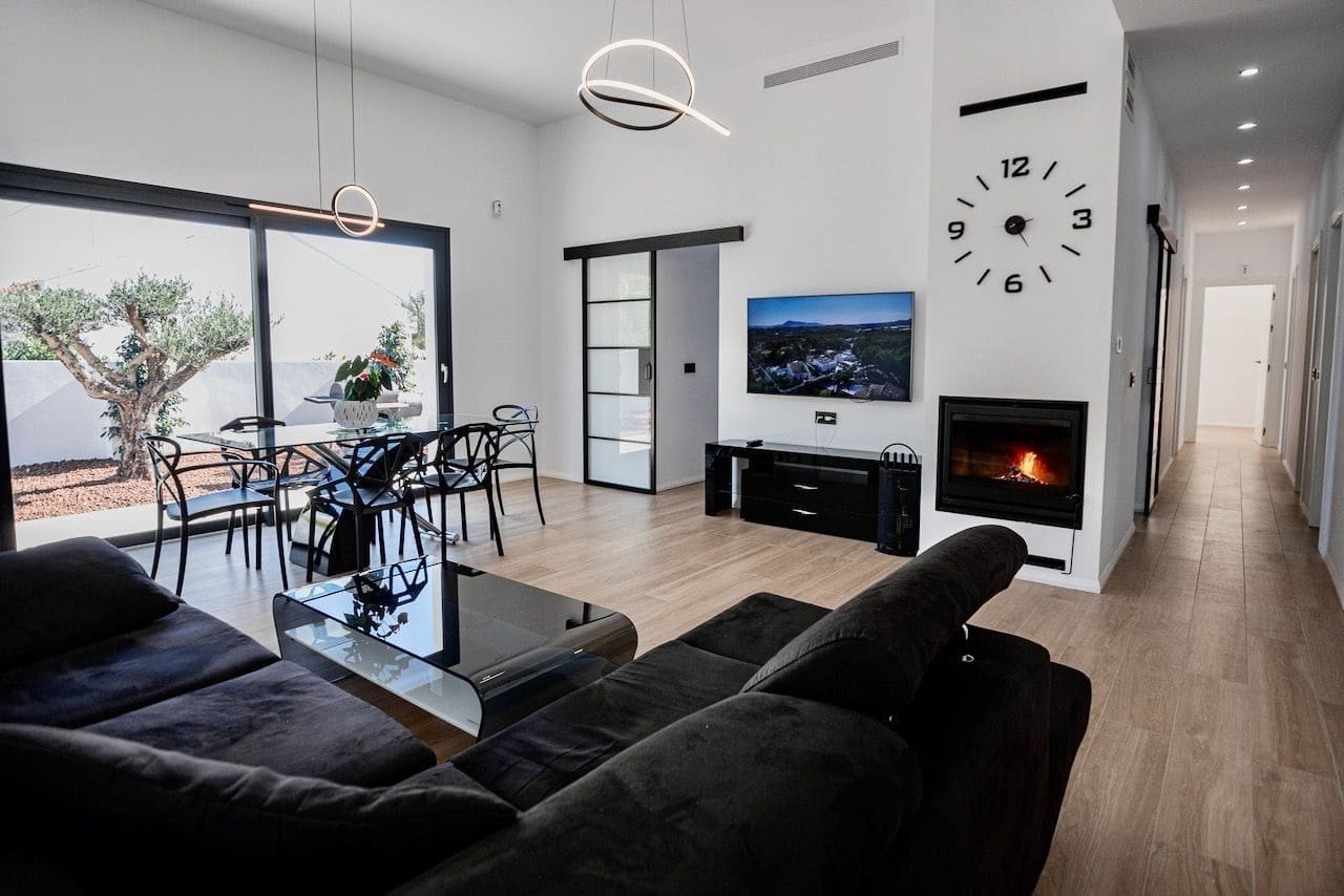 4 soverom Villa til salgs i Altea la Vella med svømmebasseng garasje - € 995 000 (Ref: 9417928)