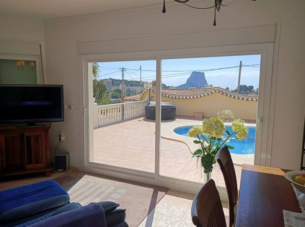 Chalet de 5 habitaciones en Calpe / Calp en venta con piscina garaje - 749.000 € (Ref: 9417929)