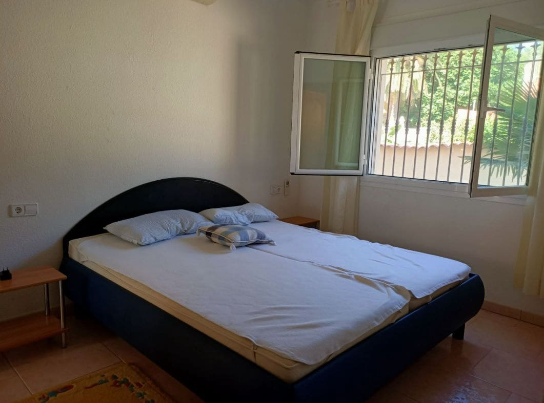 Chalet de 5 habitaciones en Calpe / Calp en venta con piscina garaje - 749.000 € (Ref: 9417929)