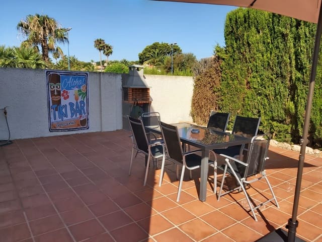 3 Zimmer Villa zu verkaufen in La Nucia mit Pool Garage - 399.000 € (Ref: 9417931)
