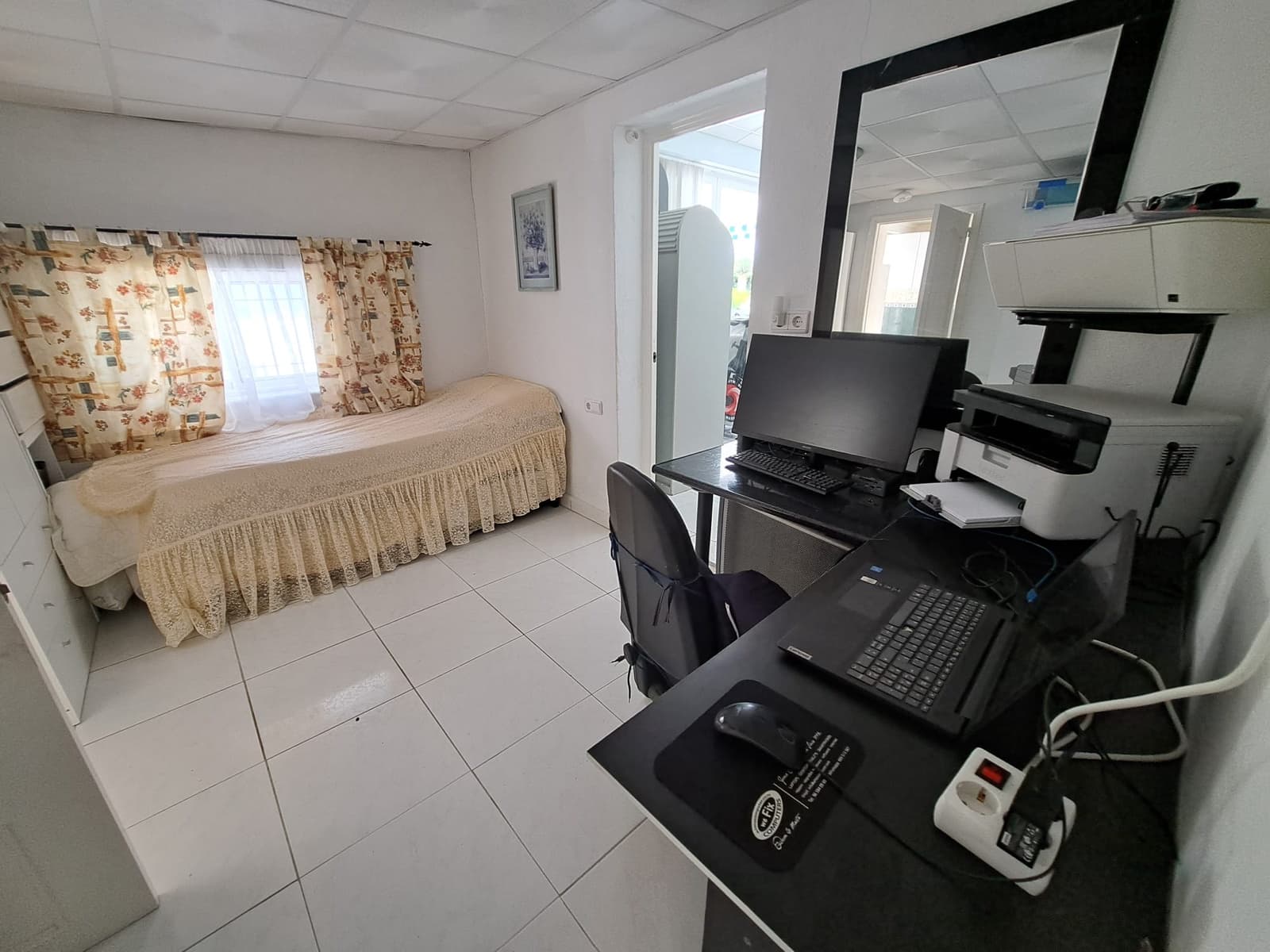 Chalet de 3 habitaciones en La Nucia en venta con piscina garaje - 495.000 € (Ref: 9417937)