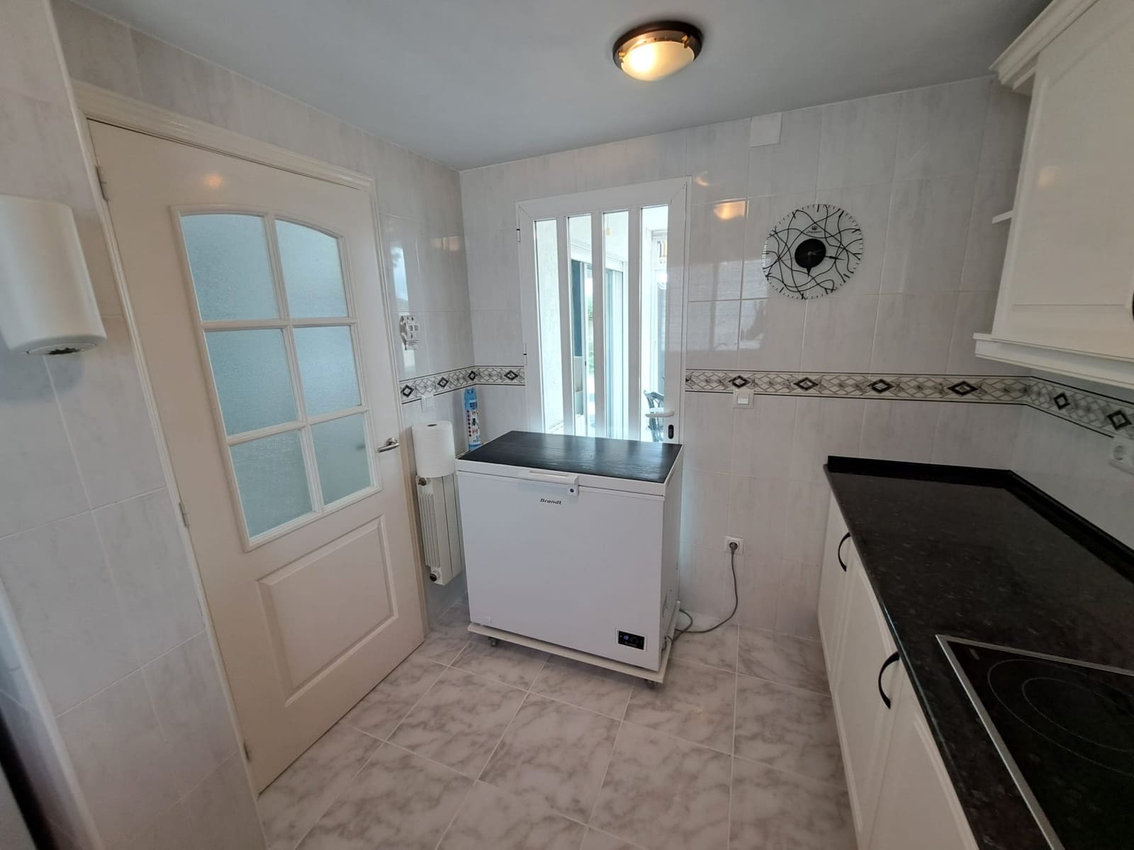 Chalet de 3 habitaciones en La Nucia en venta con piscina garaje - 495.000 € (Ref: 9417937)