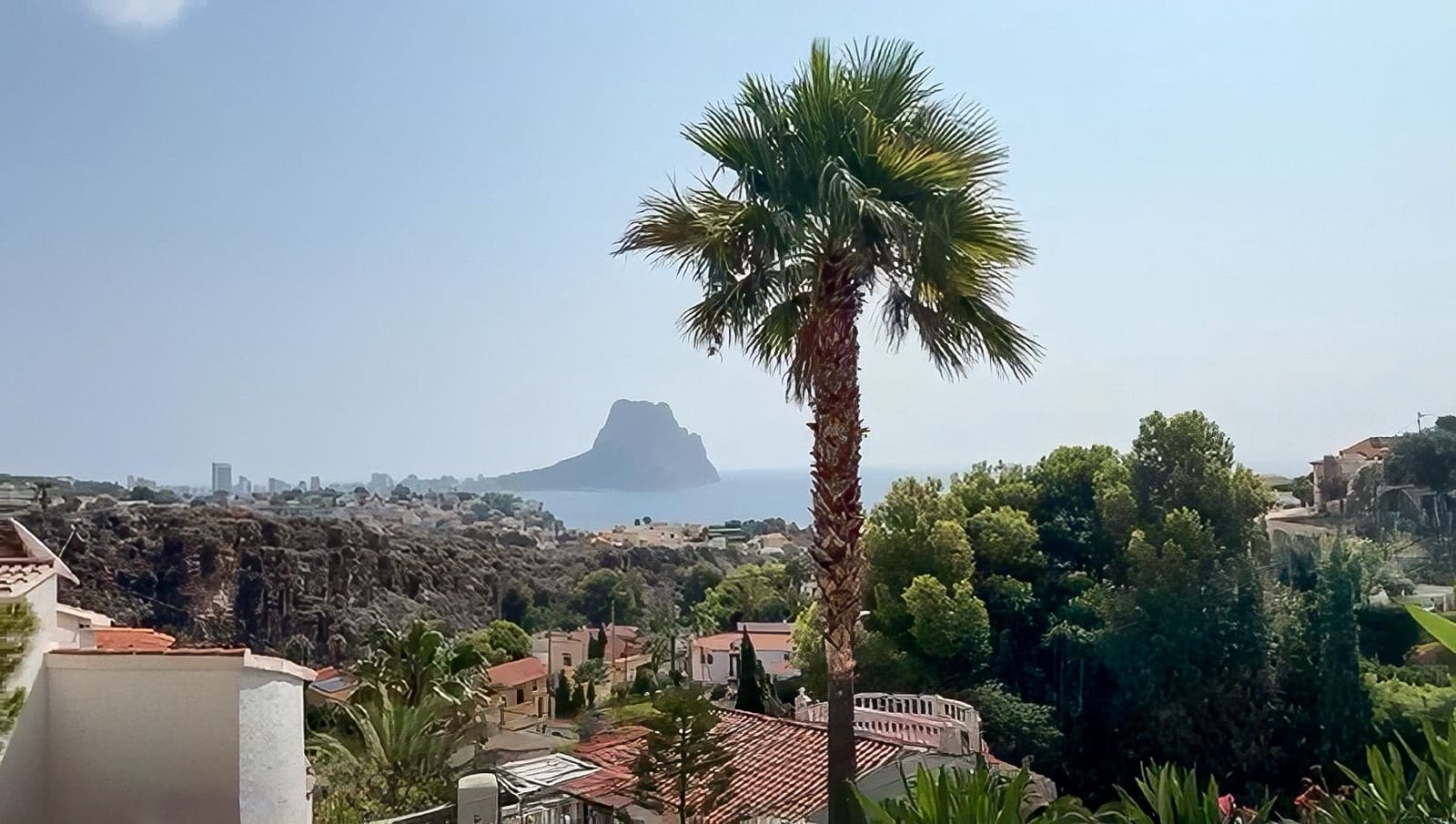 6 Zimmer Villa zu verkaufen in Calpe / Calp mit Pool Garage - 890.000 € (Ref: 9417938)