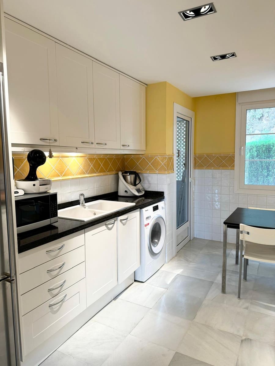 3 soveværelse Lejlighed til salg i Altea med swimmingpool garage - € 785.000 (Ref: 9417939)