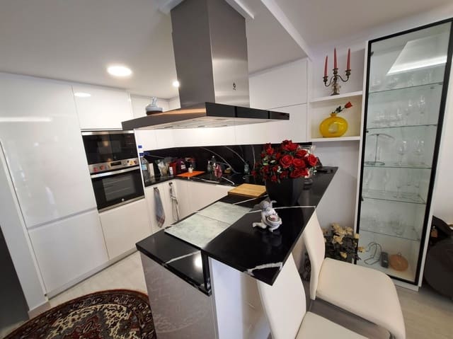 Apartamento de 2 habitaciones en Altea en venta con garaje - 380.000 € (Ref: 9417940)