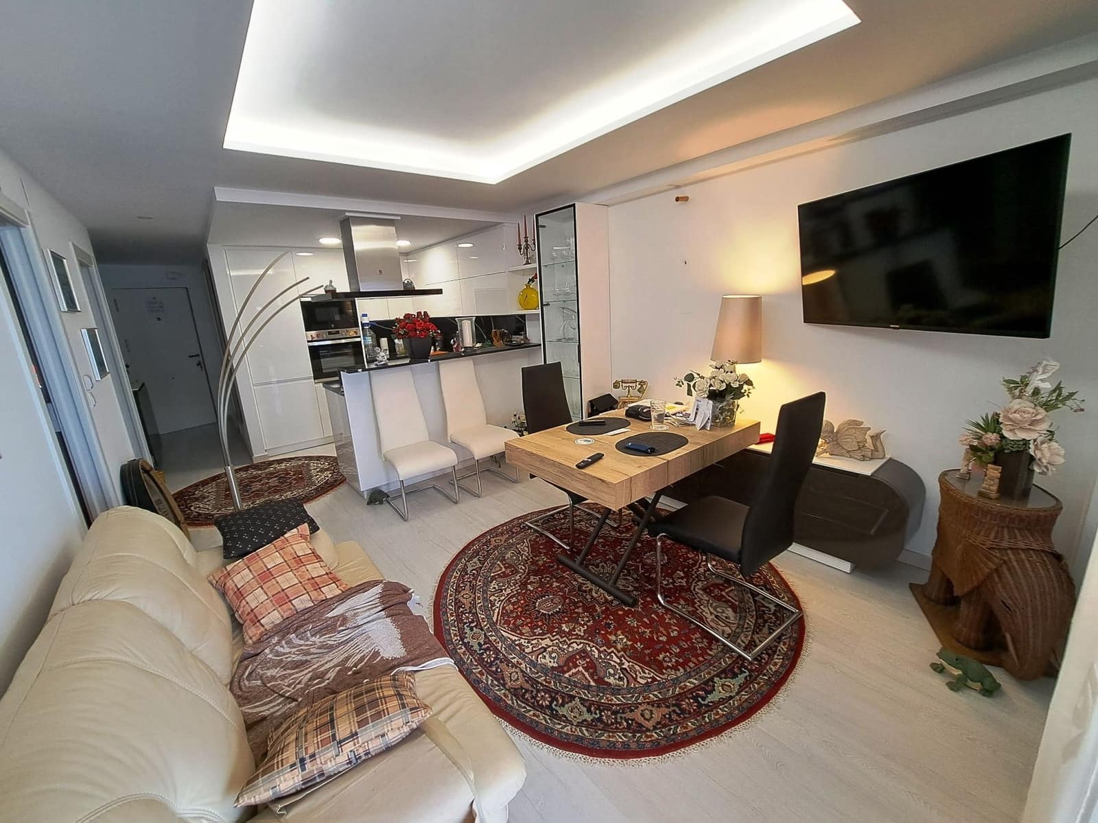 2 bedroom Apartment for sale in Altea with garage - € 380,000 (Ref: 9417940)