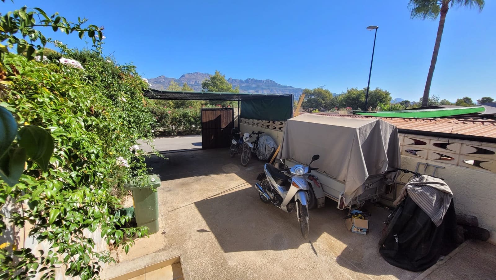 2 soverom Rekkehus til salgs i La Nucia med svømmebasseng garasje - € 249 900 (Ref: 9417941)