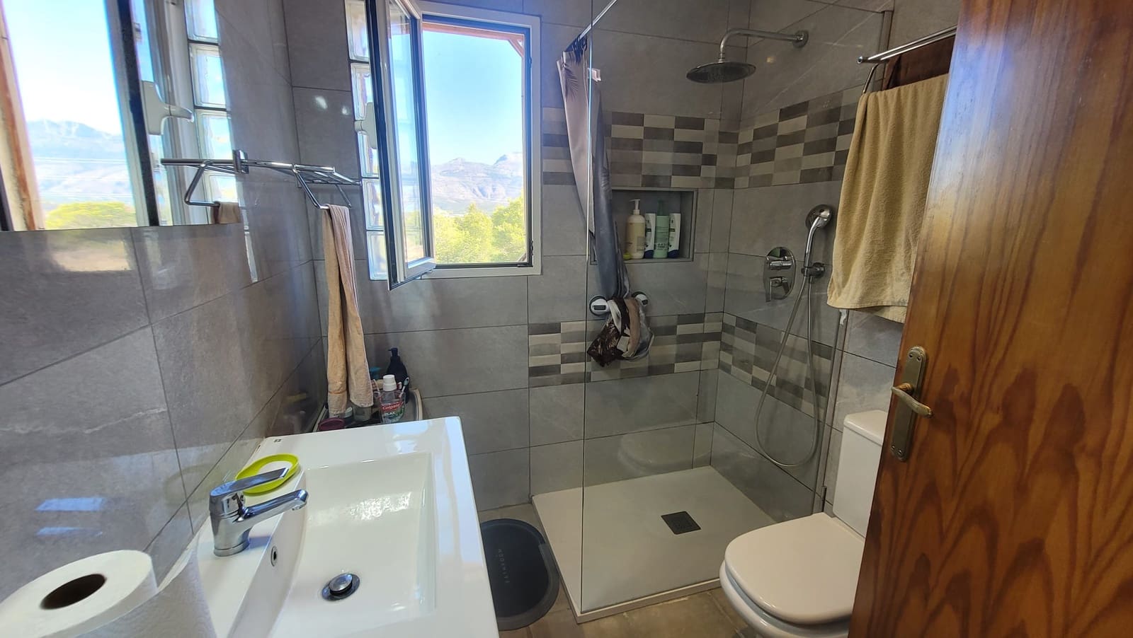 2 soverom Rekkehus til salgs i La Nucia med svømmebasseng garasje - € 249 900 (Ref: 9417941)