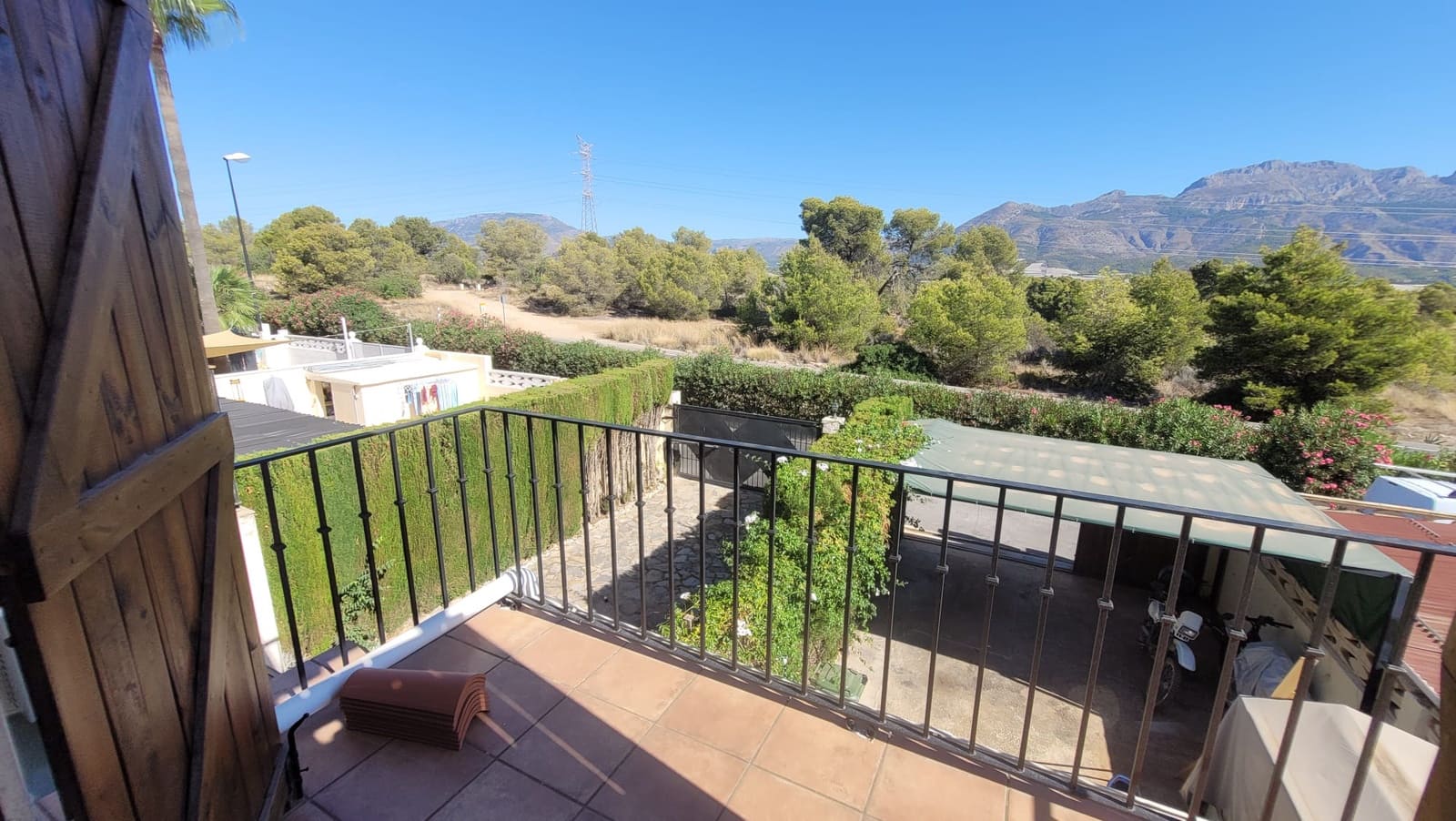 2 soverom Rekkehus til salgs i La Nucia med svømmebasseng garasje - € 249 900 (Ref: 9417941)