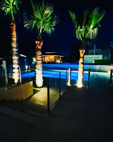 4 Zimmer Villa zu verkaufen in Alfaz del Pi / L'Alfàs del Pi mit Pool Garage - 1.195.000 € (Ref: 9417942)