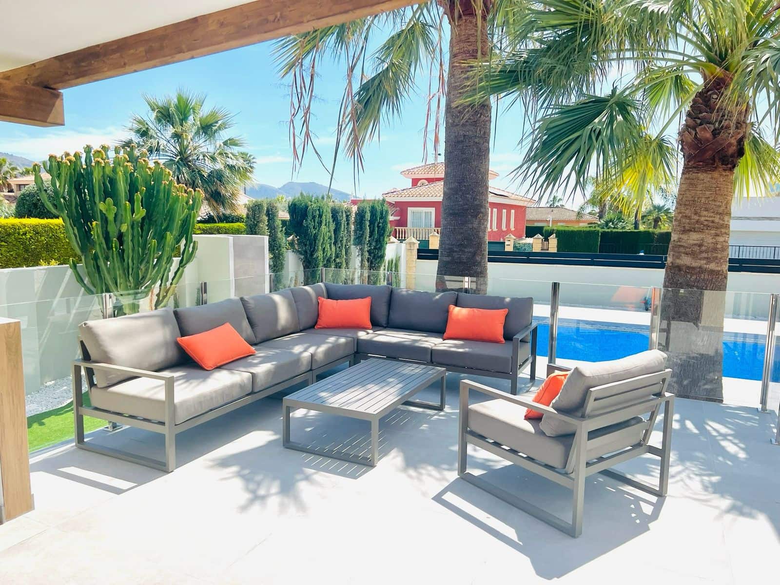 4 Zimmer Villa zu verkaufen in Alfaz del Pi / L'Alfas del Pi mit Pool Garage - 1.195.000 € (Ref: 9417942)