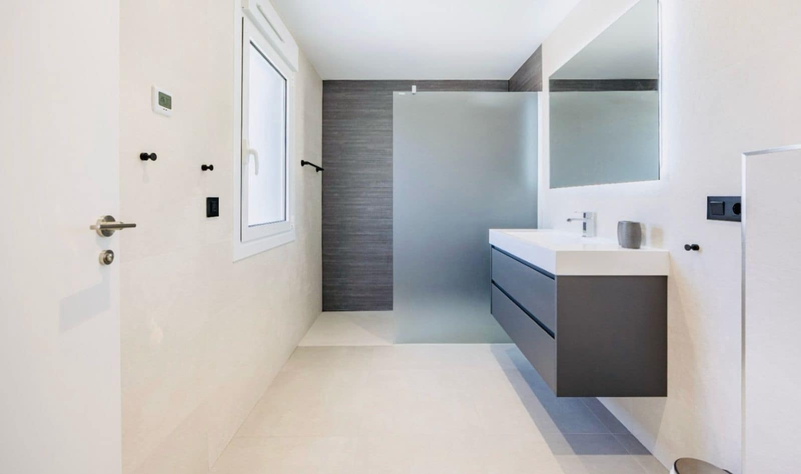 4 Zimmer Villa zu verkaufen in Alfaz del Pi / L'Alfas del Pi mit Pool Garage - 1.195.000 € (Ref: 9417942)