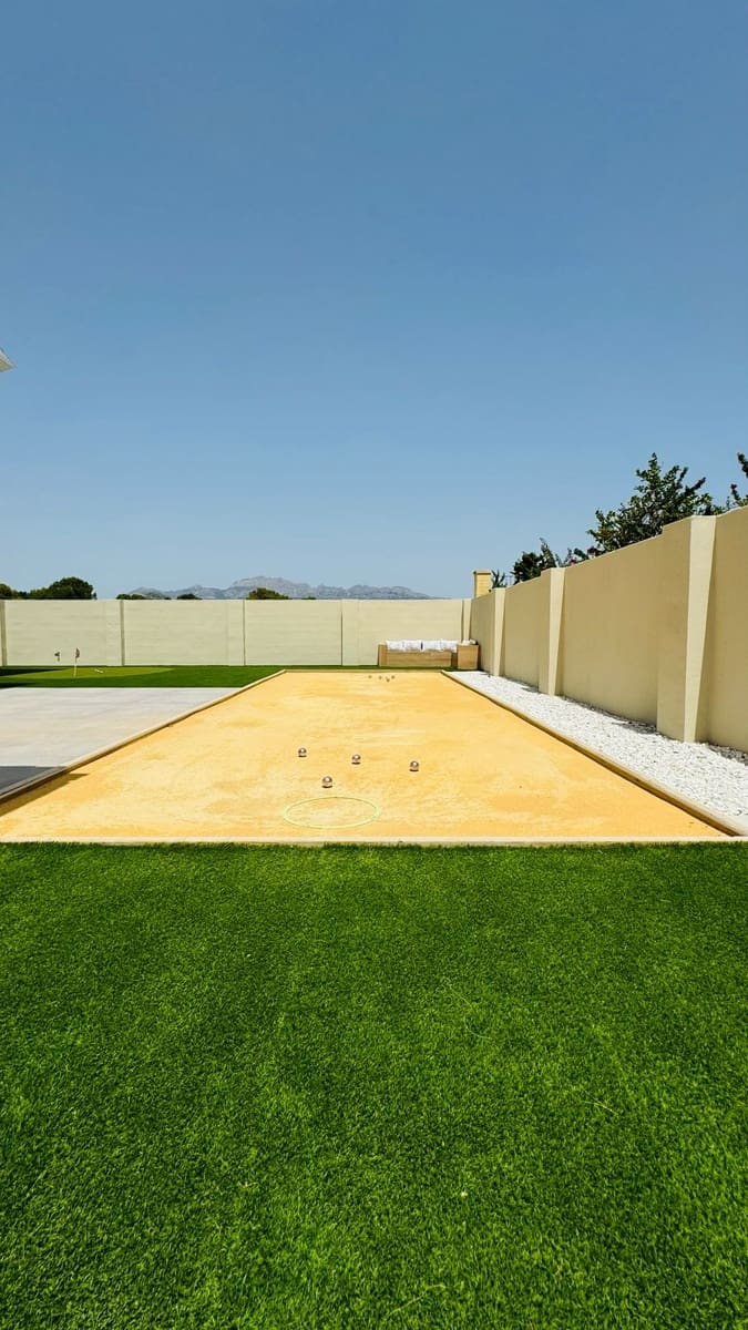 4 Zimmer Villa zu verkaufen in Alfaz del Pi / L'Alfas del Pi mit Pool Garage - 1.195.000 € (Ref: 9417942)