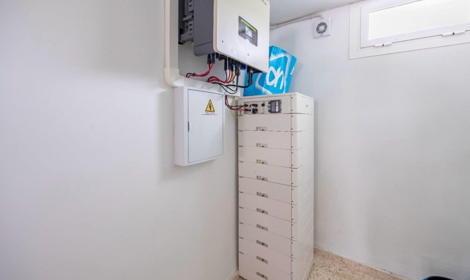 4 Zimmer Villa zu verkaufen in Alfaz del Pi / L'Alfas del Pi mit Pool Garage - 1.195.000 € (Ref: 9417942)