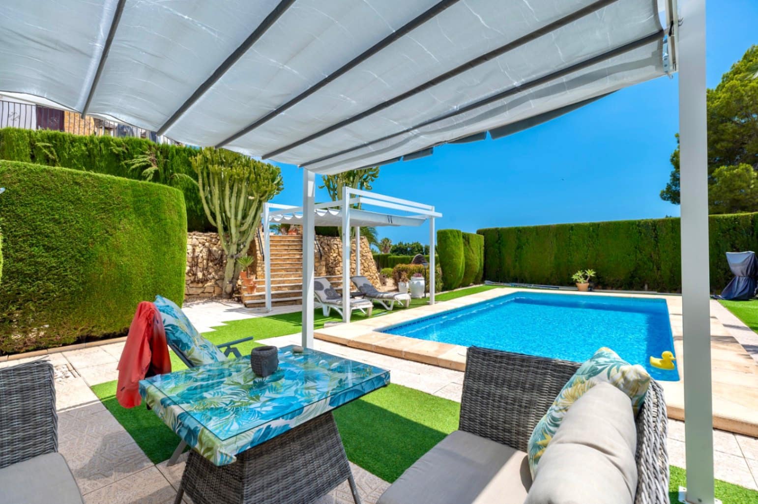 5 slaapkamer Villa te koop in Alfaz del Pi / L'Alfas del Pi met zwembad garage - € 1.400.000 (Ref: 9417945)