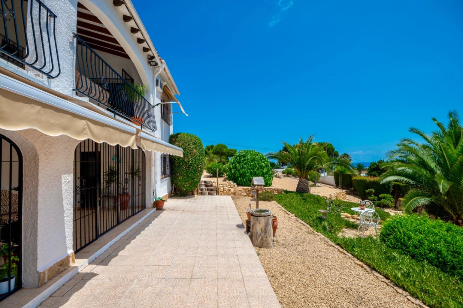 5 slaapkamer Villa te koop in Alfaz del Pi / L'Alfas del Pi met zwembad garage - € 1.400.000 (Ref: 9417945)