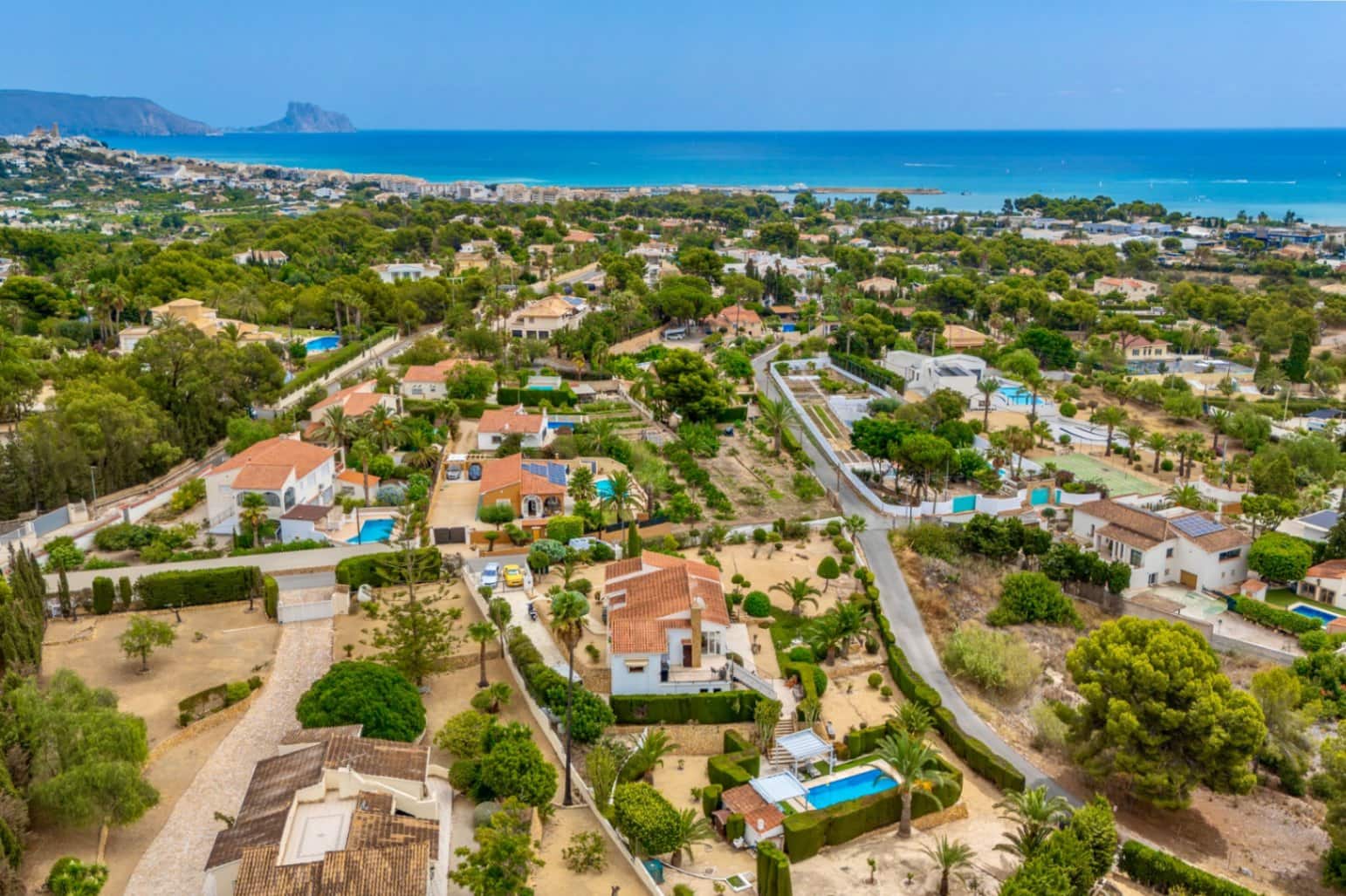 5 slaapkamer Villa te koop in Alfaz del Pi / L'Alfas del Pi met zwembad garage - € 1.400.000 (Ref: 9417945)