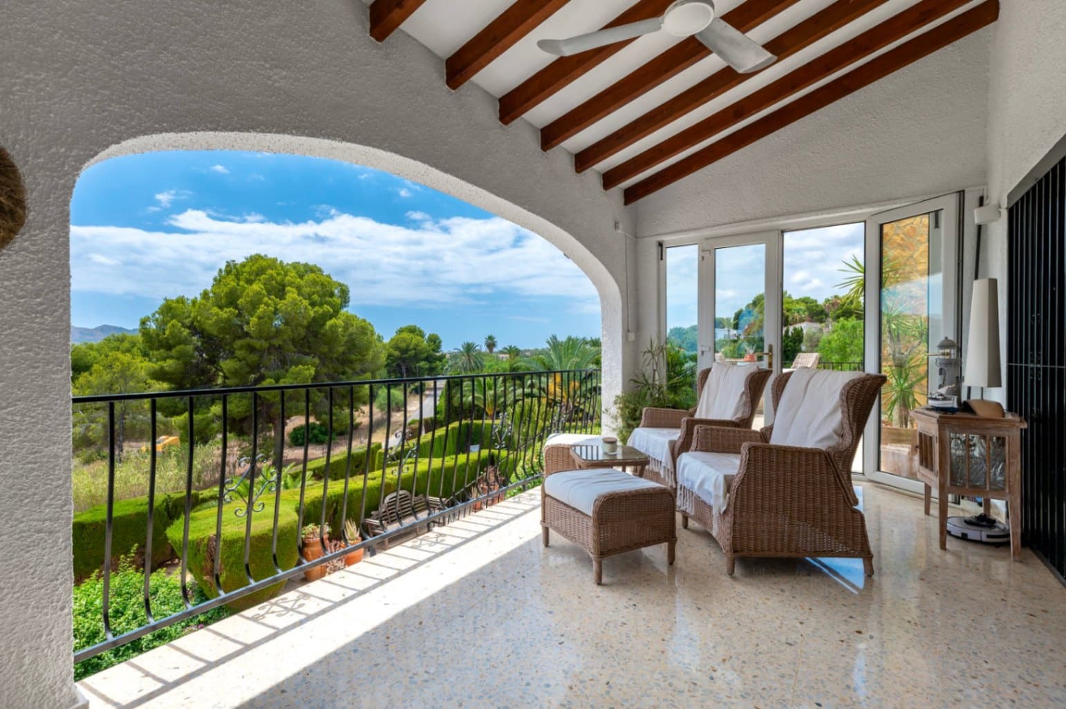 5 slaapkamer Villa te koop in Alfaz del Pi / L'Alfas del Pi met zwembad garage - € 1.400.000 (Ref: 9417945)