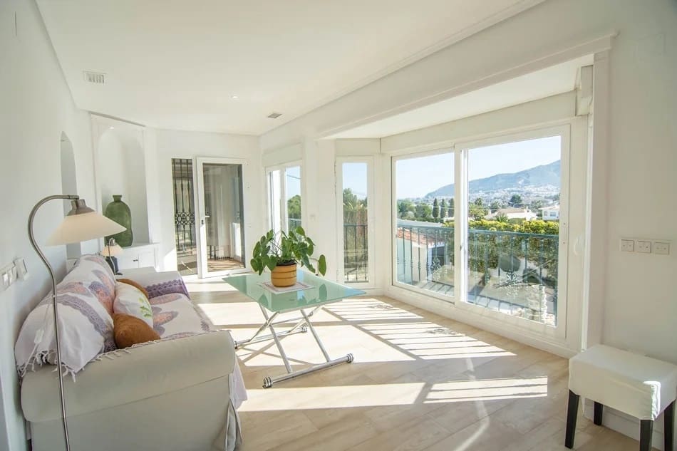 7 bedroom Villa for sale in Alfaz del Pi / L'Alfas del Pi with pool garage - € 1,100,000 (Ref: 9417948)