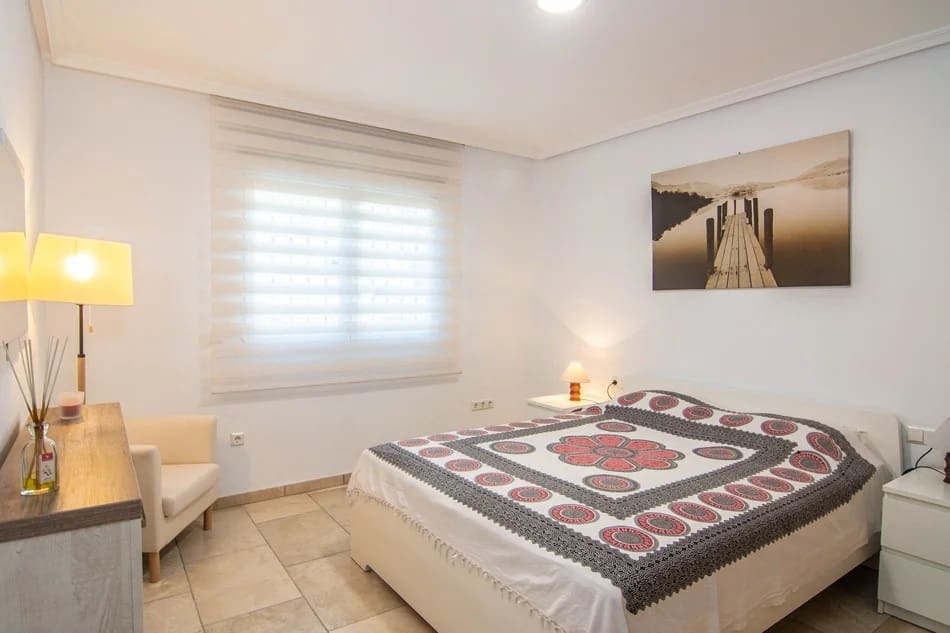 7 bedroom Villa for sale in Alfaz del Pi / L'Alfas del Pi with pool garage - € 1,100,000 (Ref: 9417948)