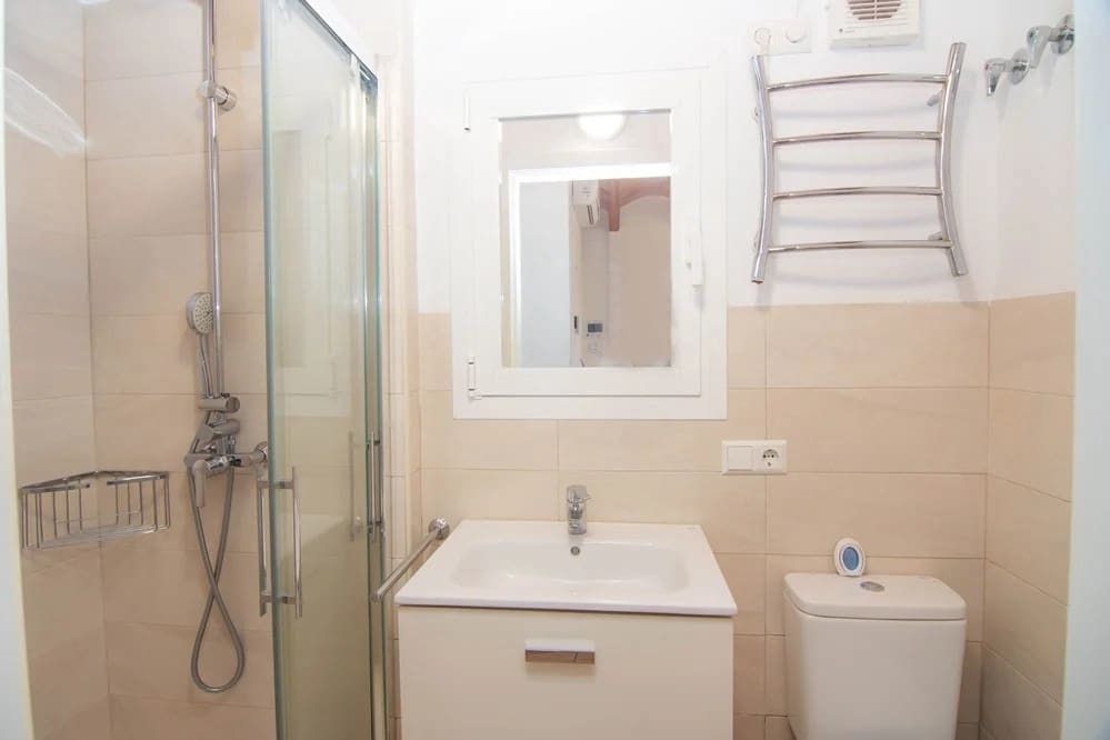 7 bedroom Villa for sale in Alfaz del Pi / L'Alfas del Pi with pool garage - € 1,100,000 (Ref: 9417948)