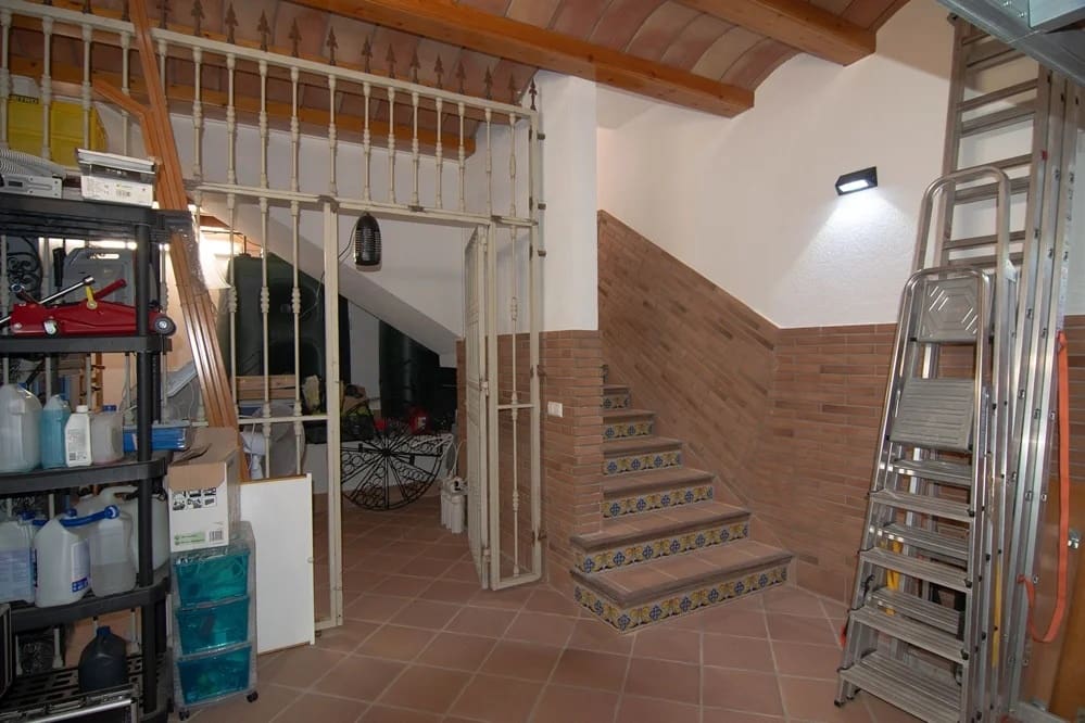 7 bedroom Villa for sale in Alfaz del Pi / L'Alfas del Pi with pool garage - € 1,100,000 (Ref: 9417948)