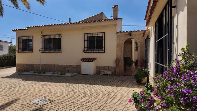 2 sovrum Villa till salu i Alfaz del Pi / L'Alfàs del Pi med pool garage - 530 000 € (Ref: 9417949)