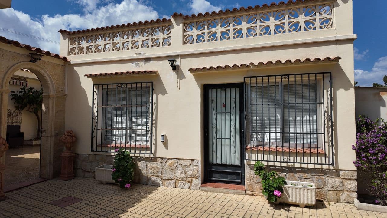 2 sovrum Villa till salu i Alfaz del Pi / L'Alfas del Pi med pool garage - 530 000 € (Ref: 9417949)