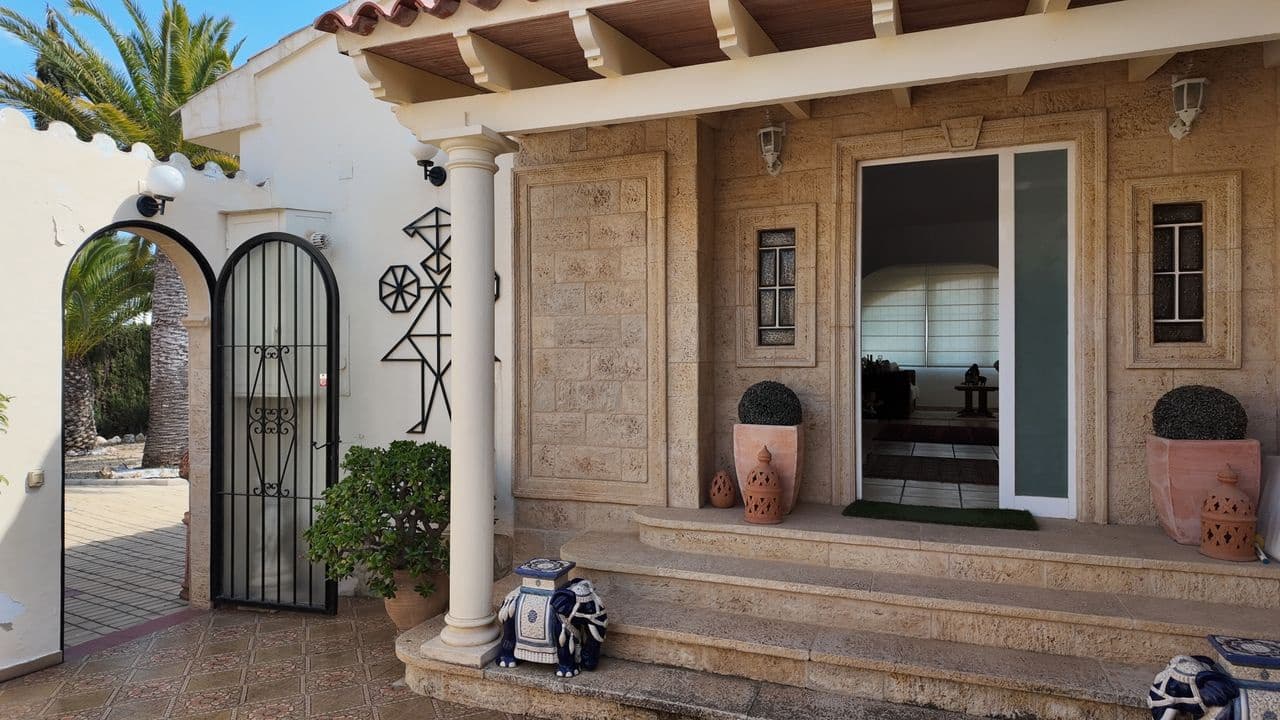 2 sovrum Villa till salu i Alfaz del Pi / L'Alfas del Pi med pool garage - 530 000 € (Ref: 9417949)